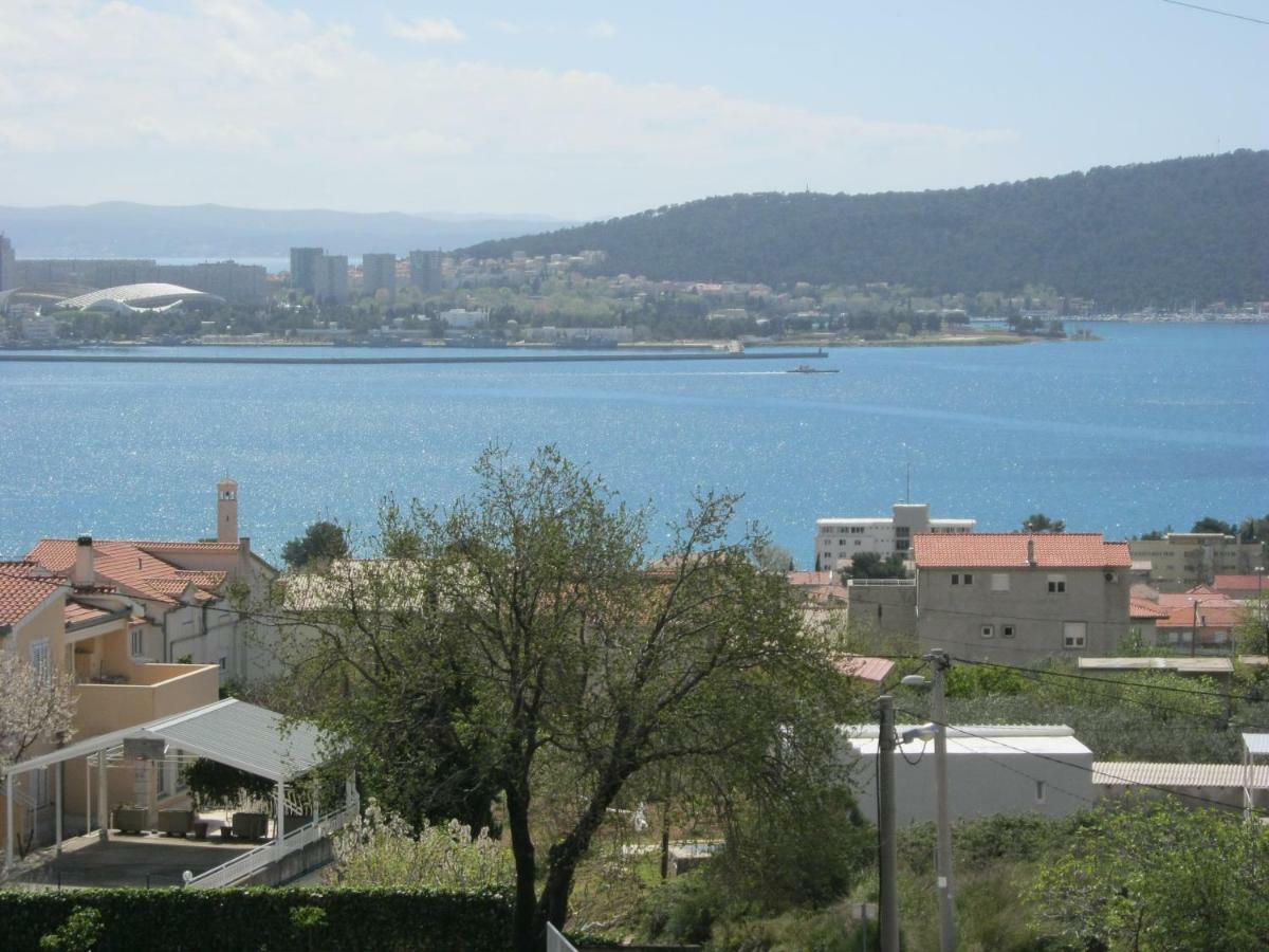Apartment Marinely Kaštela المظهر الخارجي الصورة