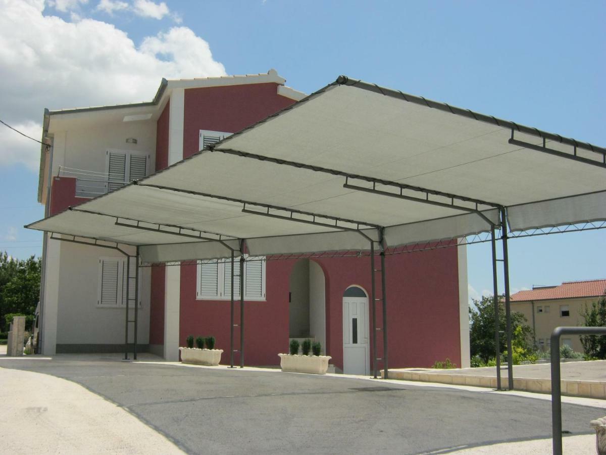 Apartment Marinely Kaštela المظهر الخارجي الصورة